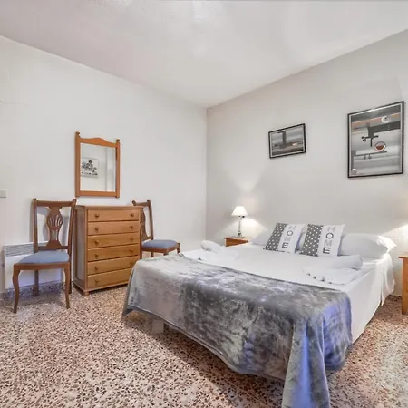 Mambo Villa